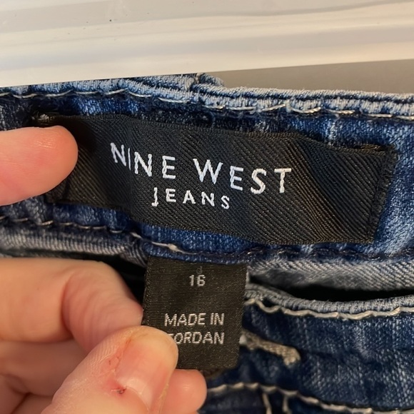 Nine West Denim Capri Jeans Zippered Cuff Women's Size 16 - Picture 5 of 5